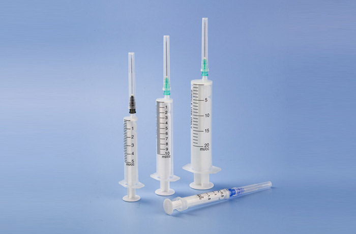  TWO-PART SYRINGE FOR SINGLE USE (DOUBLE STOPPERS)